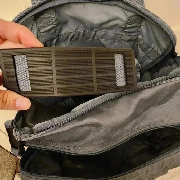 Cariblu small Duffel Bag brand new without tags - Picture 5 of 7